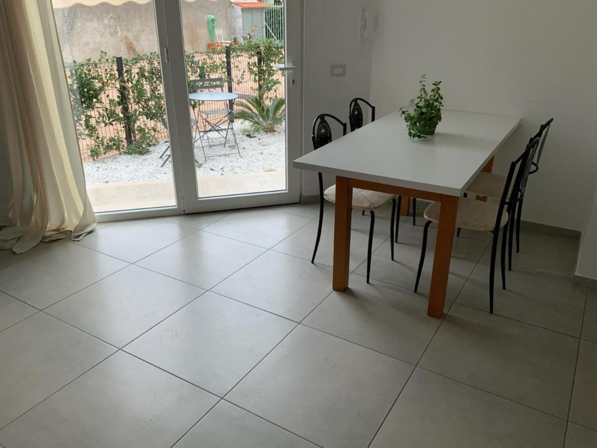 Casa Vacanze Romeo Pietra Ligure Bagian luar foto